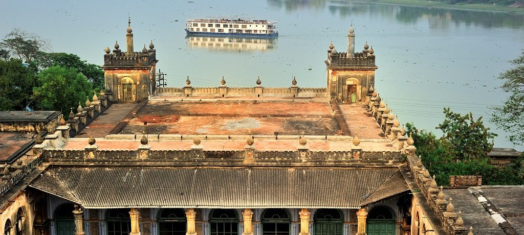 Imambara, Hooghly, Ganges, India
