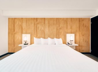 Deluxe Queen, Aava Whistler Hotel