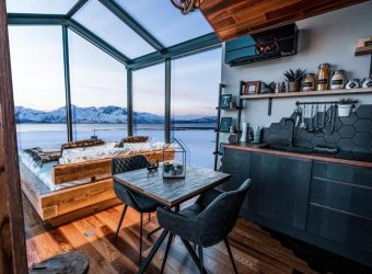 Aera Glass Cabins