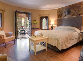 Ajit Bhawan Vintage suite, Ajit Bhawan Palace