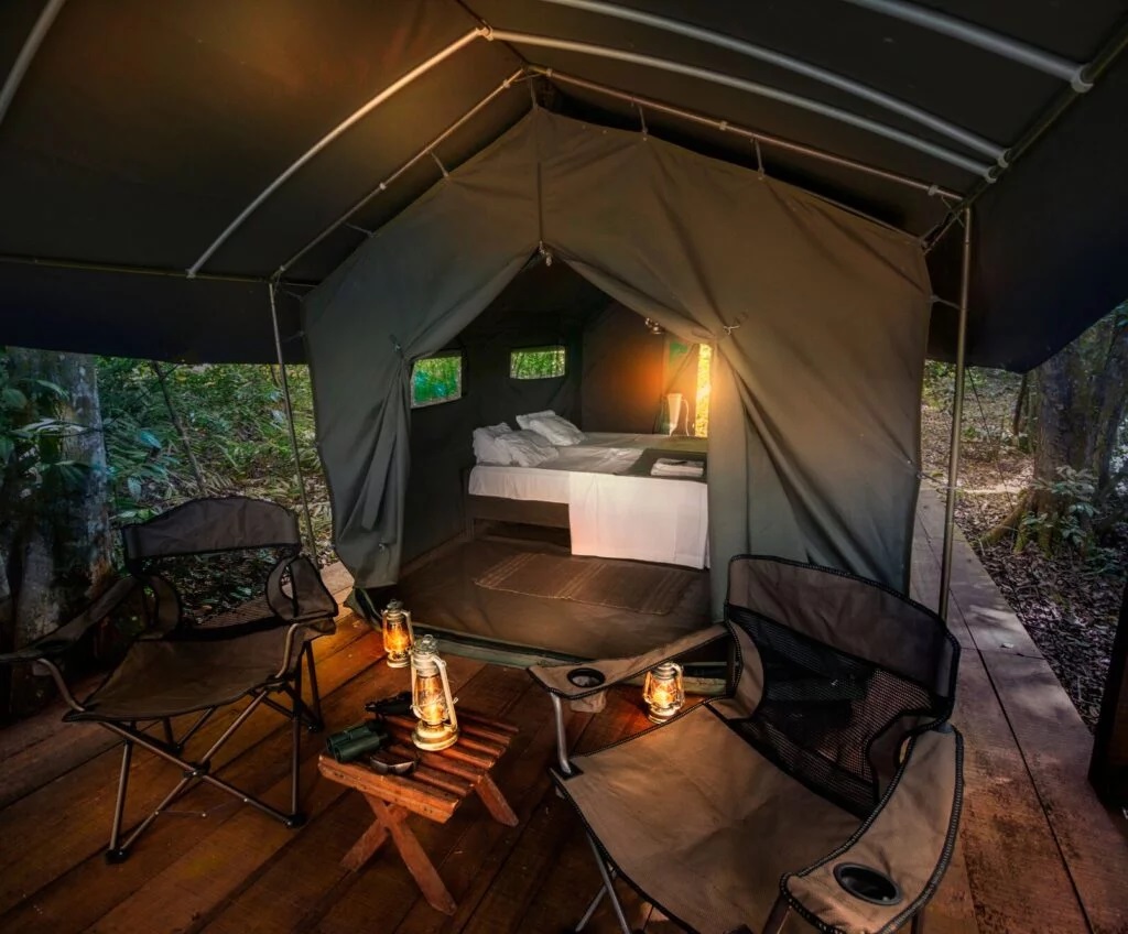 Akaka jungle tent