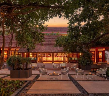 Courtyard Bar