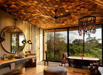 Badkamer, AndBeyond Grumeti Serengeti River Lodge