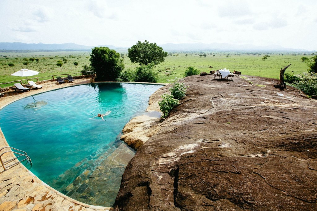 Zwembad, Apoka Safari Lodge