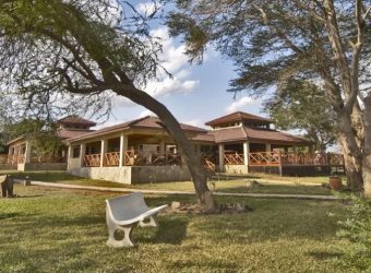 Ashnil Aruba Lodge