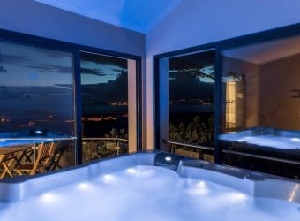 Jacuzzi Luxury Villa, Pico