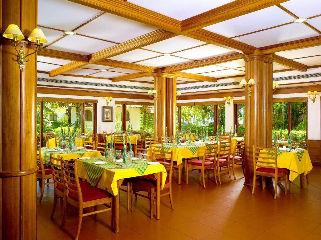563 by the lakeside restaurant