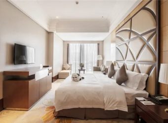 Deluxe suite, Balan International Hotel