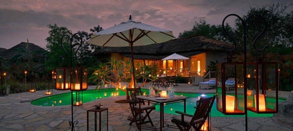 Barahi Jungle Lodge