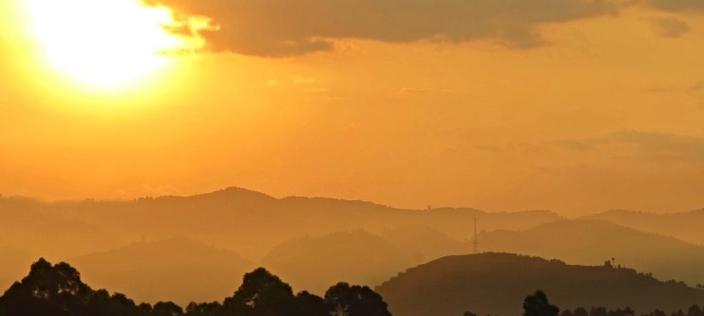 Sunset, Congo & Oeganda - Shutterstock