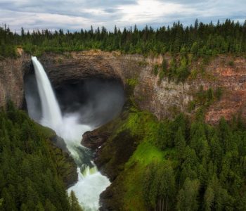 Helmcken Falls, Wells Gray, Canada - Shutterstock Helmcken Falls, Wells Gray, Canada