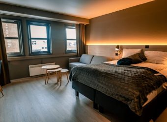 Superieur driepersoonskamer, Canyon Hotell
