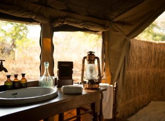 Badkamer, Nomad Chada Katavi Camp