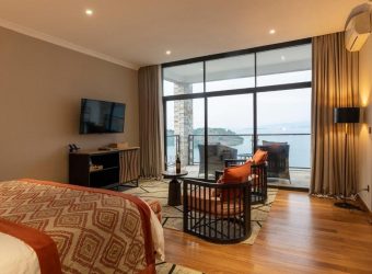 King suite, Cleo Lake Kivu Hotel