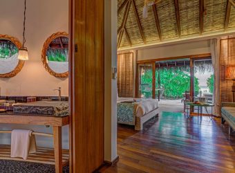 Strand villa, Constance Moofushi