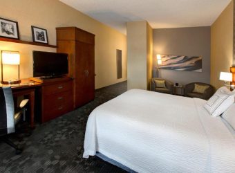 Junior suite, Courtyard by Marriott Anchorage Airport