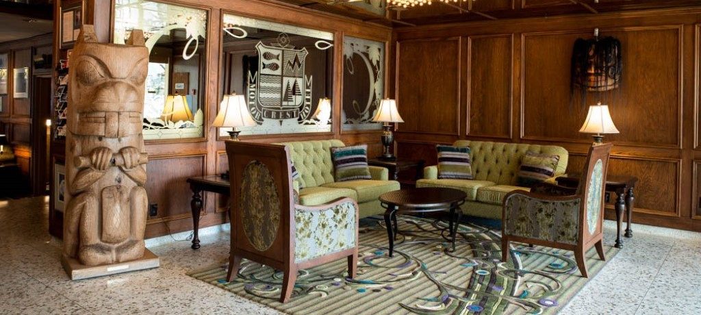 Crest Hotel
