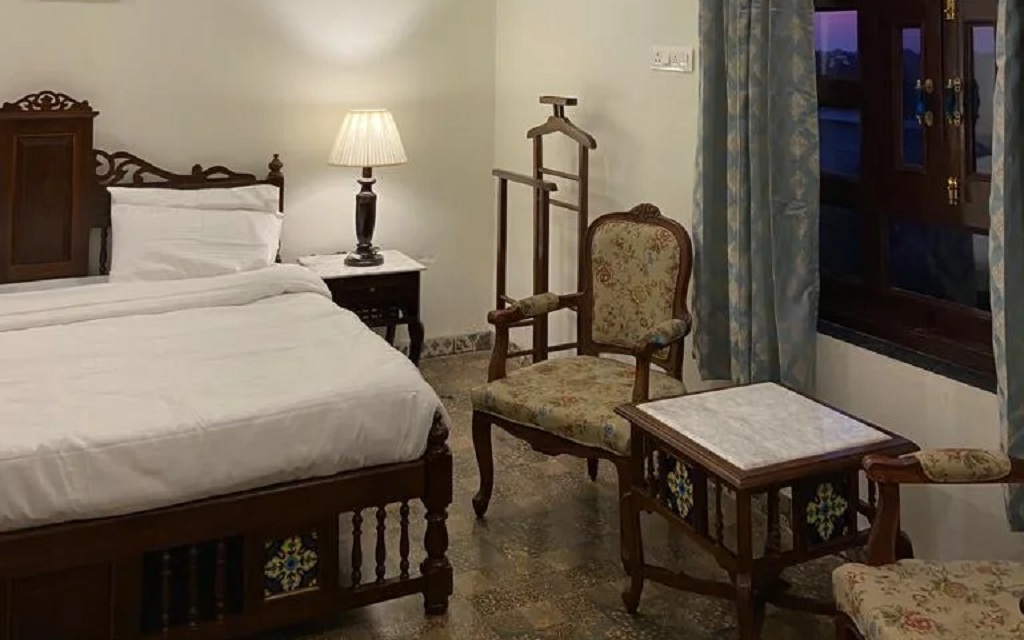 Royal suite room, Dera Padlia