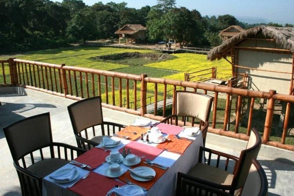 Restaurant Machan, Diphlu River Lodge