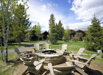 Explorer Cabins at Yellowstone (6)