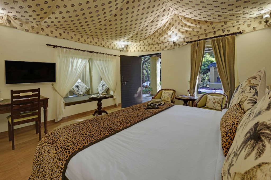 Luxe cottage, Gir Lion Safari Camp