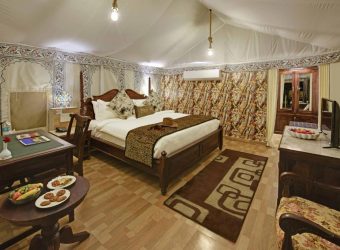 Luxe tent, Gir Lion Safari Camp