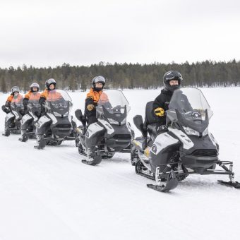 Sneeuwscooter safari