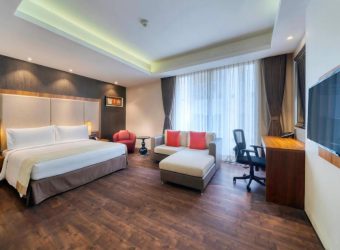 Junior suite, Holiday Inn Kolkata