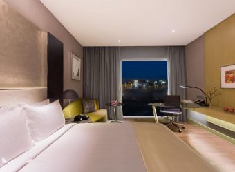 Holiday Inn New Delhi Standaaard kamer (zwembad), Holiday Inn New Delhi