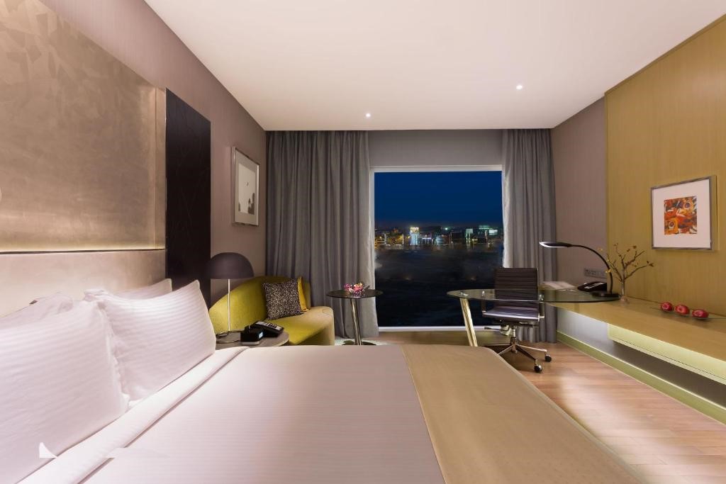 Standaaard kamer (zwembad), Holiday Inn New Delhi