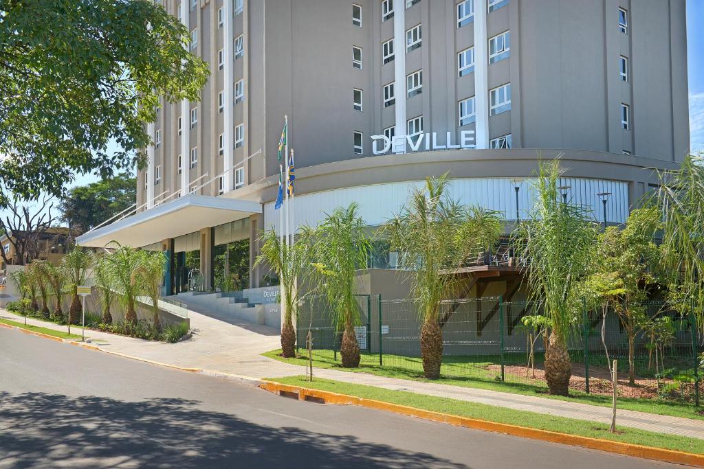 Hotel Deville Prime Campo Grande