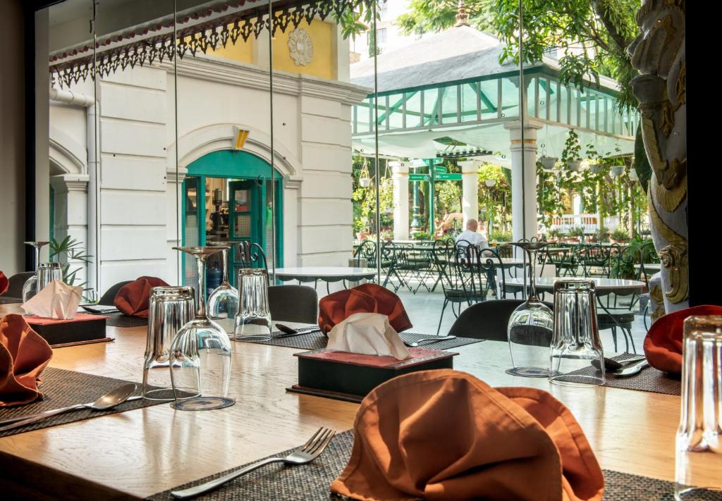 Dream Garden Restaurant