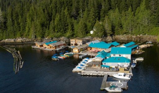 Knight Inlet Lodge