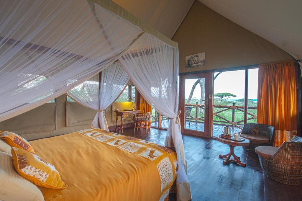 Deluxe tent, Lake Ndutu Luxury Tented Lodge
