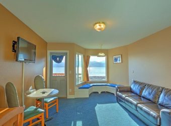 Woonkamer suite, Land's End Resort