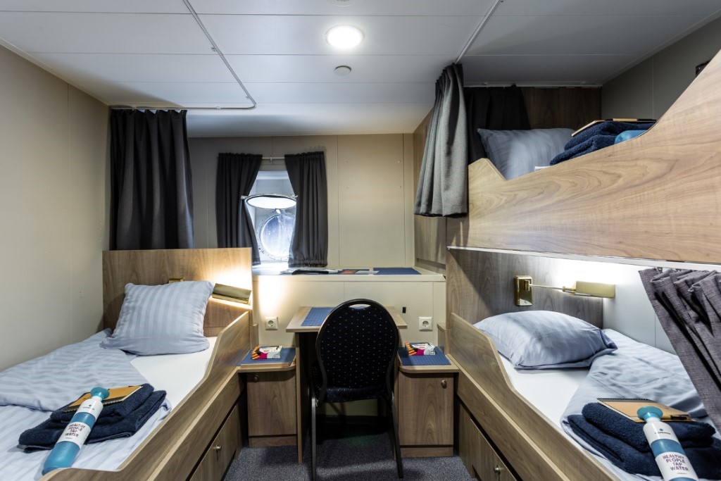 3-pers hut, MV Plancius