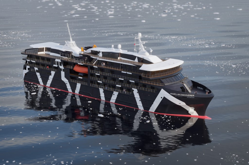 Magellan Discoverer