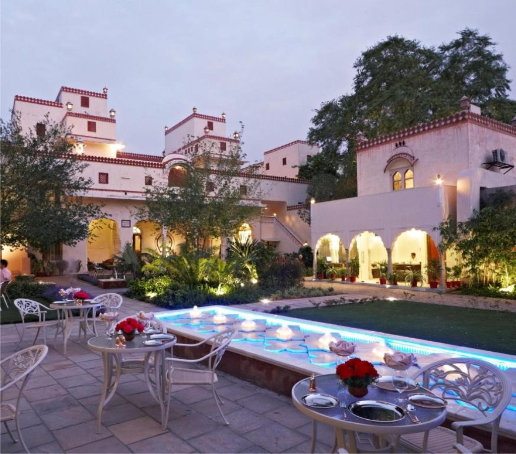 Ananda Restaurant