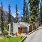 Moraine Lake Lodge