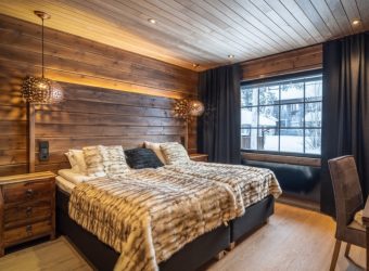 Arctic Small Suite