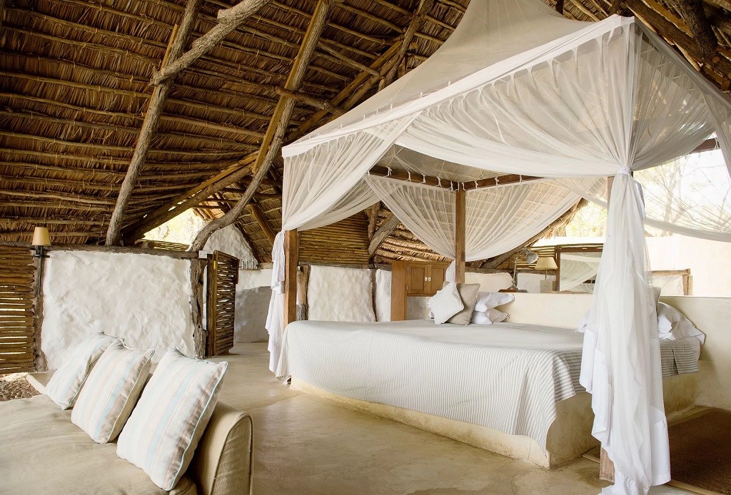 Cottage Nomad Sand Rivers Selous