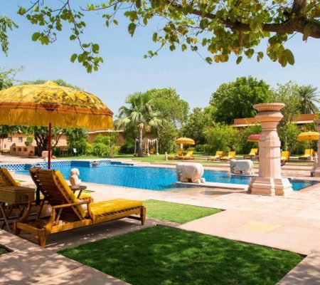 Zwembad Oberoi Vanyavilas
