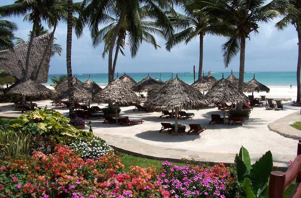 Pinewood Beach Resort & Spa