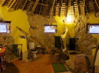 Badkamer, Ruaha River Lodge