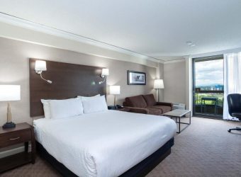 Columbia Tower Standard,Sandman Signature Vancouver Airport