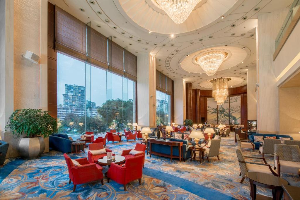 Lobby Lounge restaurant & bar