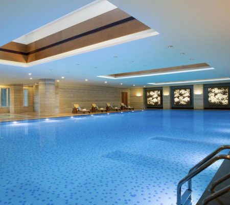 binnenzwembad Shangri-La