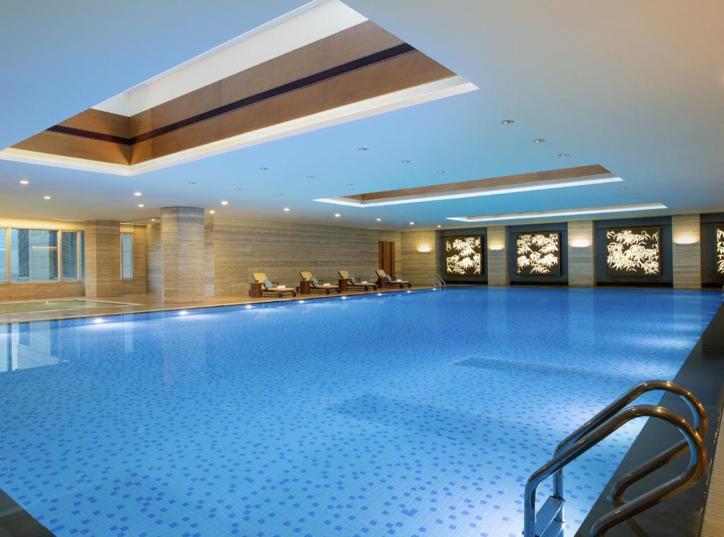 binnenzwembad Shangri-La