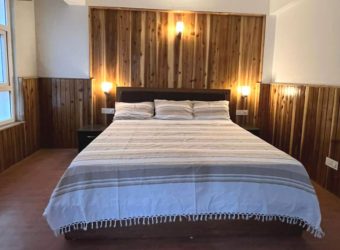 Kamer 2, Shikhar Tarry Lodge