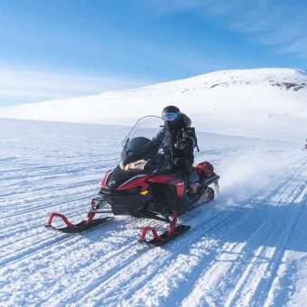 Sneeuwscooter safari